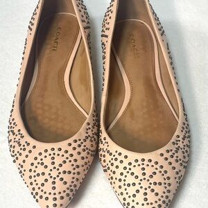 Coach Studded Leather Ballet Flats Womens Sz 8B Beige Peach pink Color Shoes